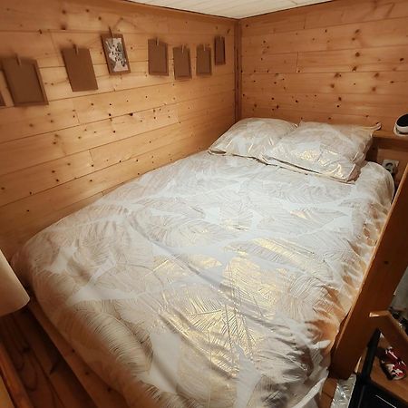 Tiny House Des Bougnats Teilhede Exterior foto