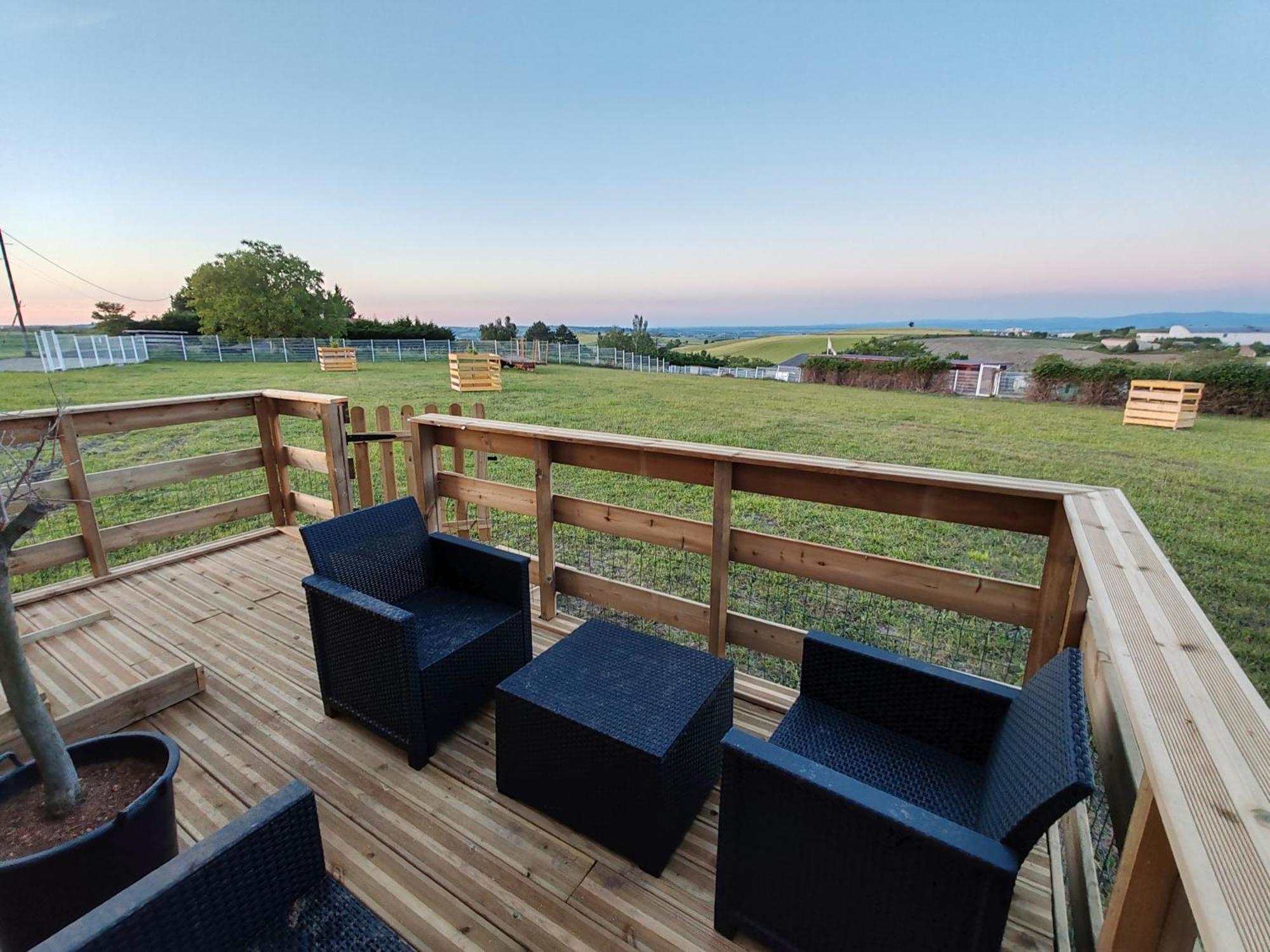 Tiny House Des Bougnats Teilhede Exterior foto