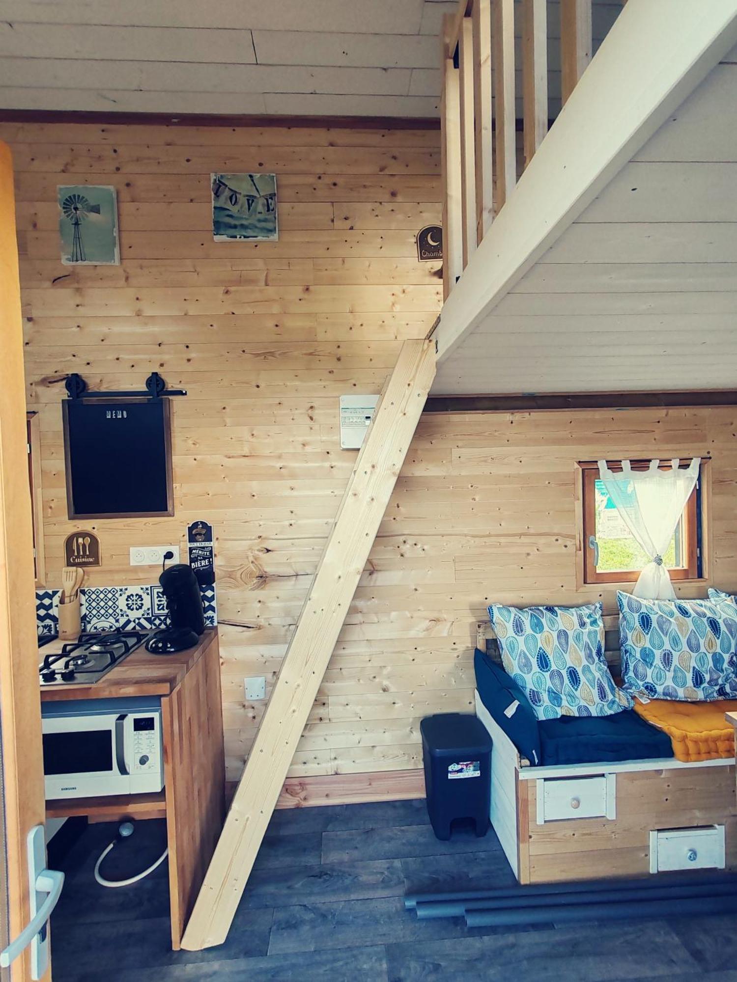 Tiny House Des Bougnats Teilhede Exterior foto