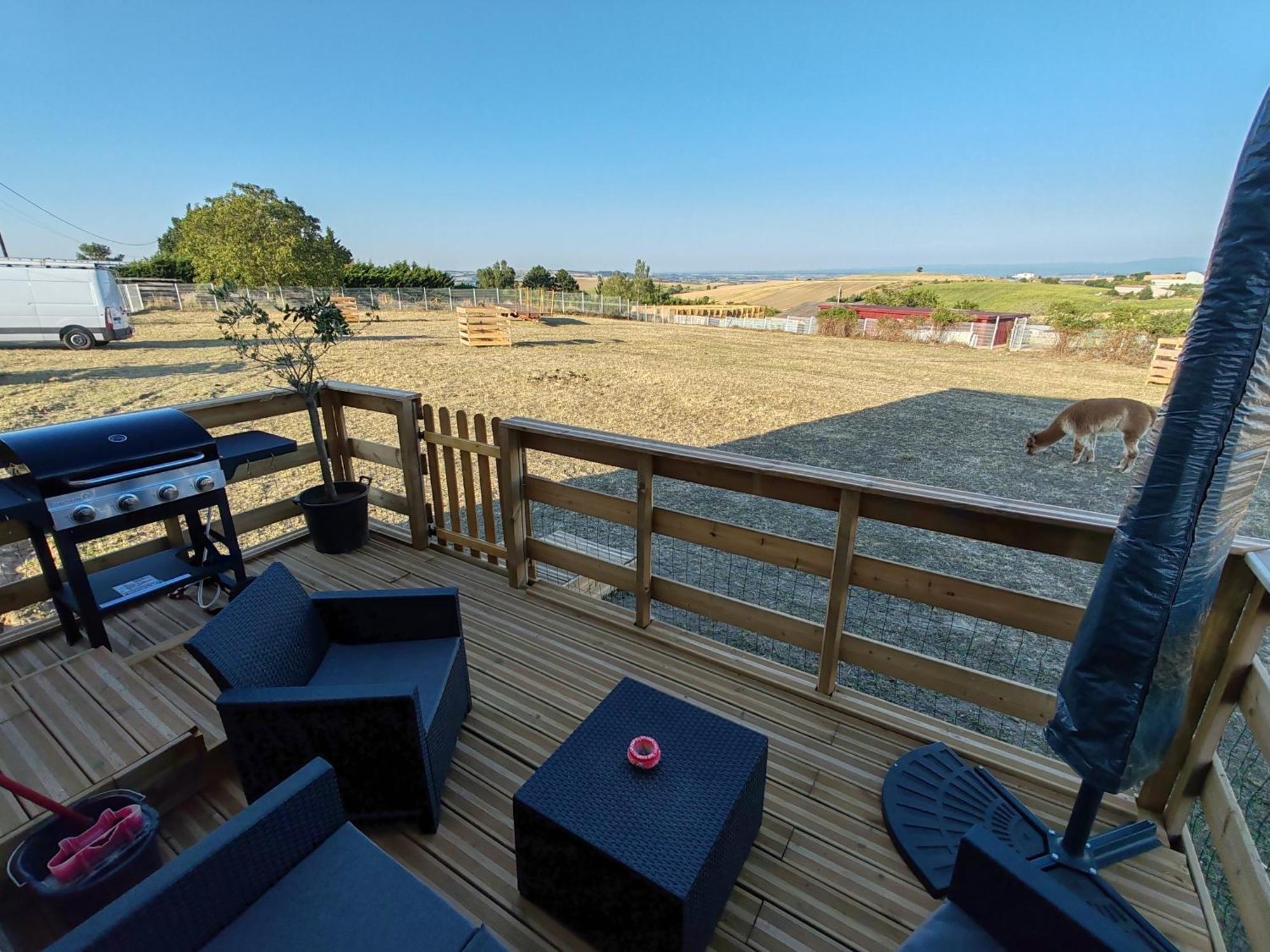 Tiny House Des Bougnats Teilhede Exterior foto